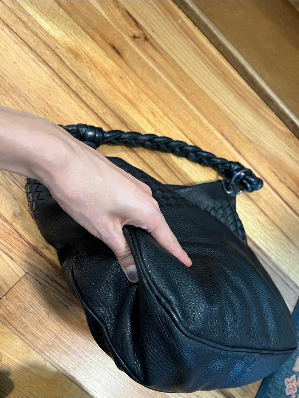 Bottega Veneta Intrecciato Hobo Black shoulder bag with Gunmetal Hardware - Picture 9 of 13